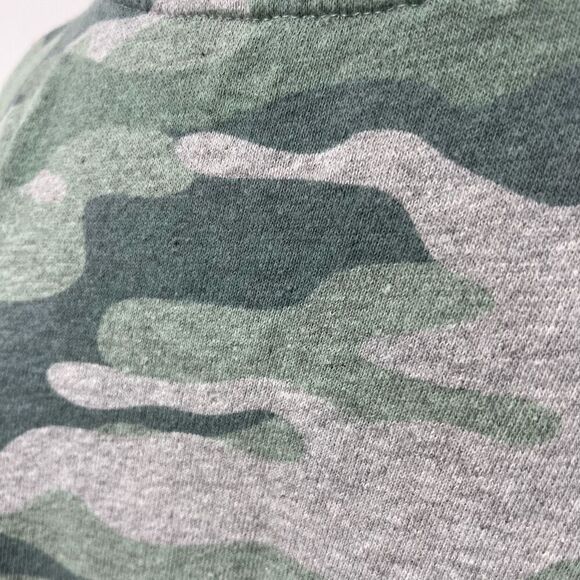 Time and Tru Camo Crew Neck Sweatshirt Size Small Women’s Green and Grey - Picture 7 of 10
